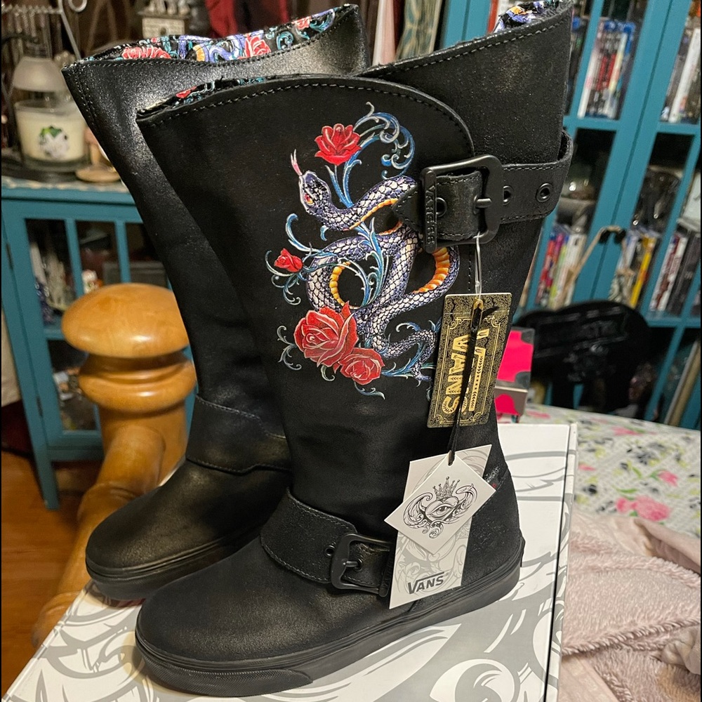 Nib and NWT Vans Kim Saigh boots 7.5